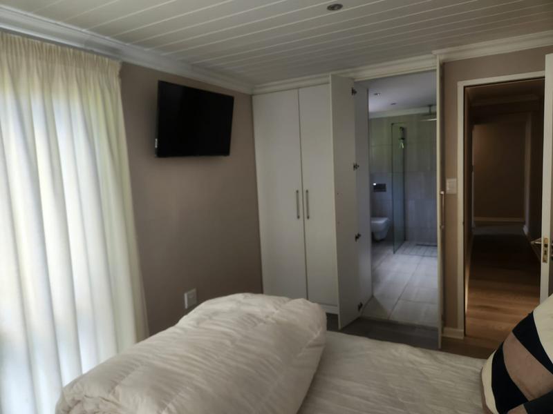 To Let 3 Bedroom Property for Rent in Herolds Bay Western Cape